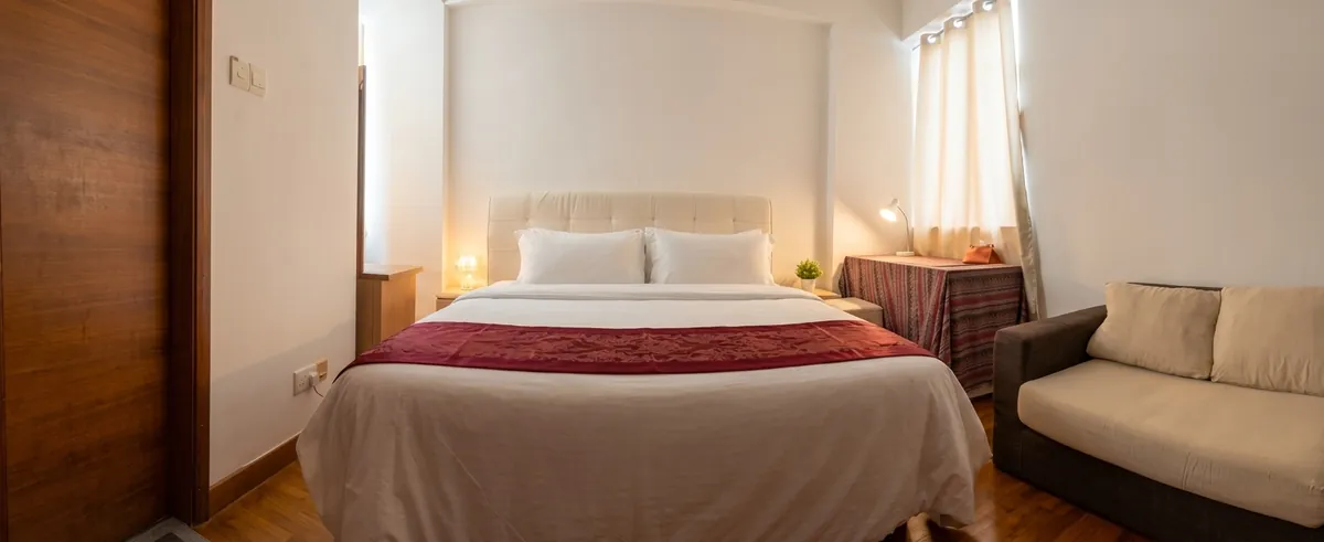 Pinevale Room 5 / Master Bedroom